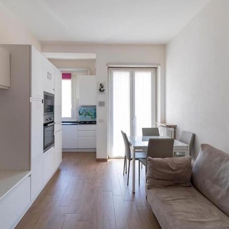 Charme & The City Apartment Милано Екстериор снимка
